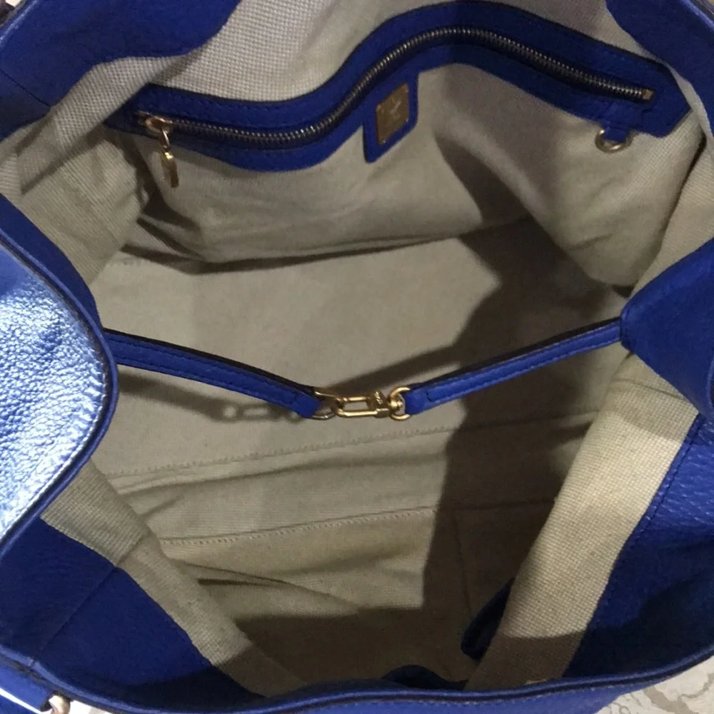 MCM Leather Handbag - Picture 8 of 16
